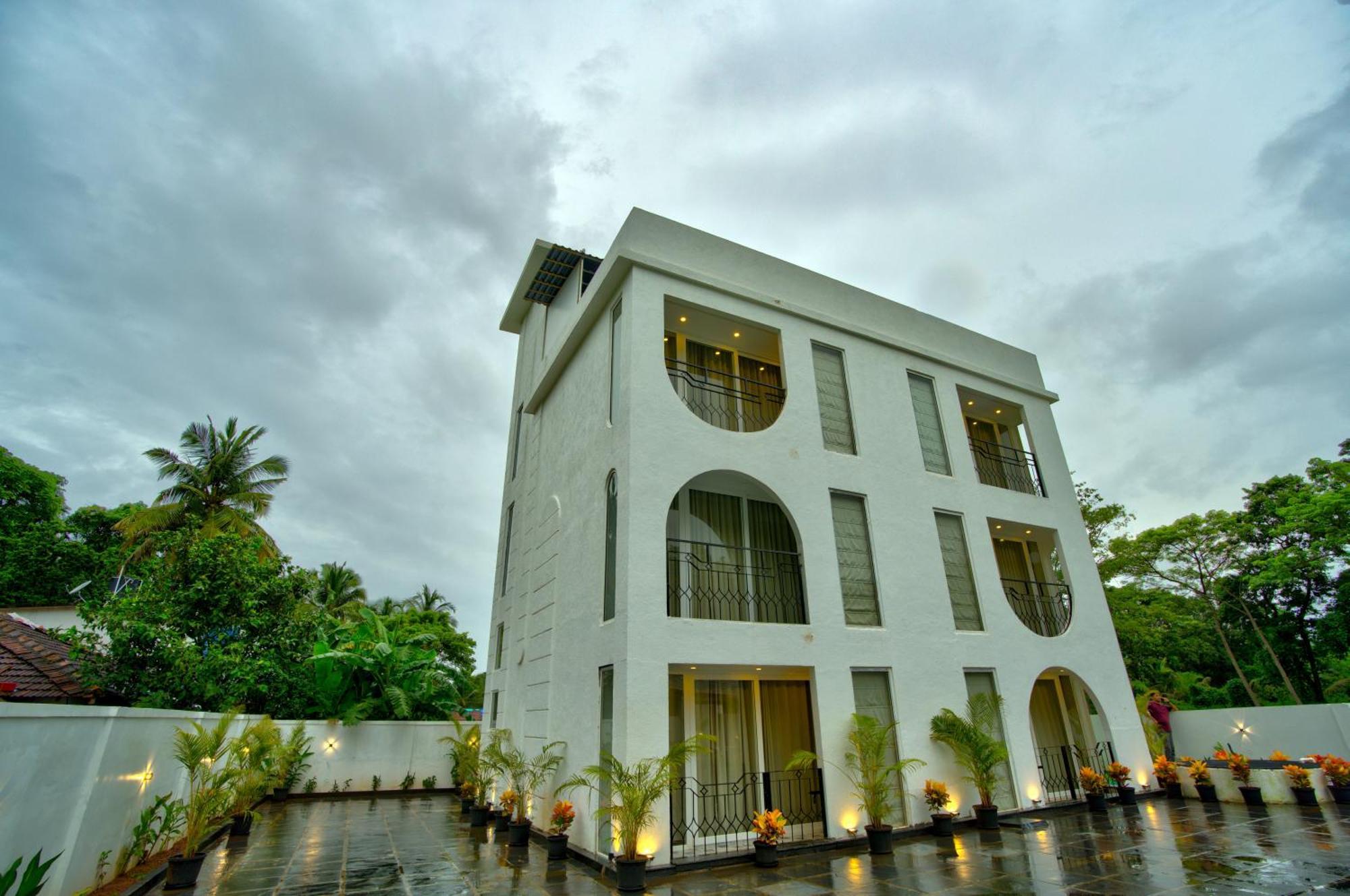 Goa Courtyard By The Porto Arpora Hotel Baga Ngoại thất bức ảnh