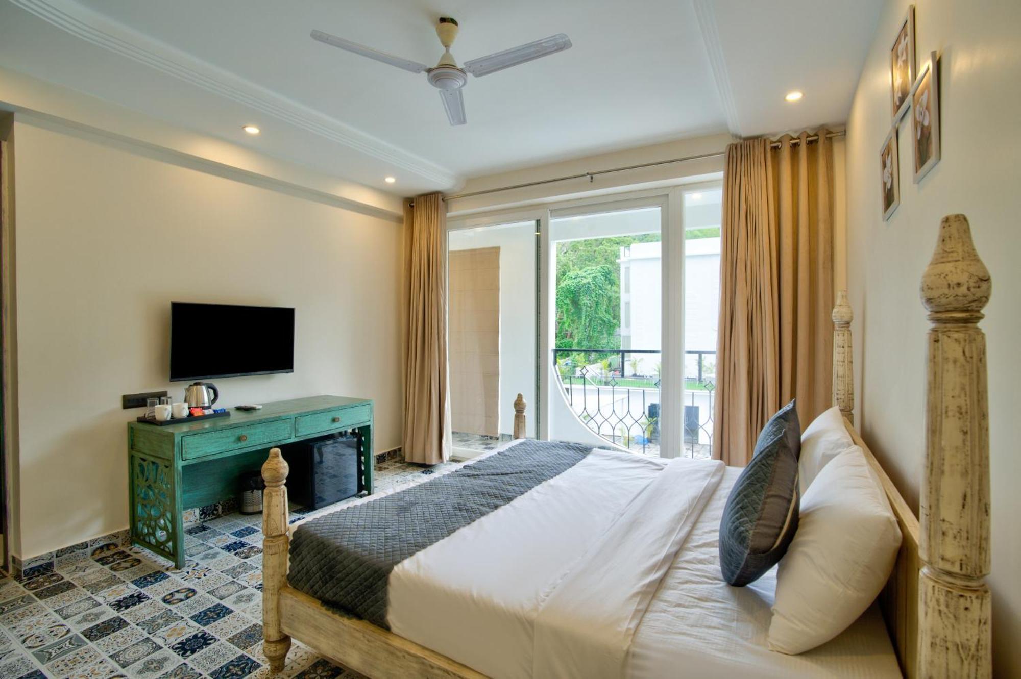 Goa Courtyard By The Porto Arpora Hotel Baga Ngoại thất bức ảnh