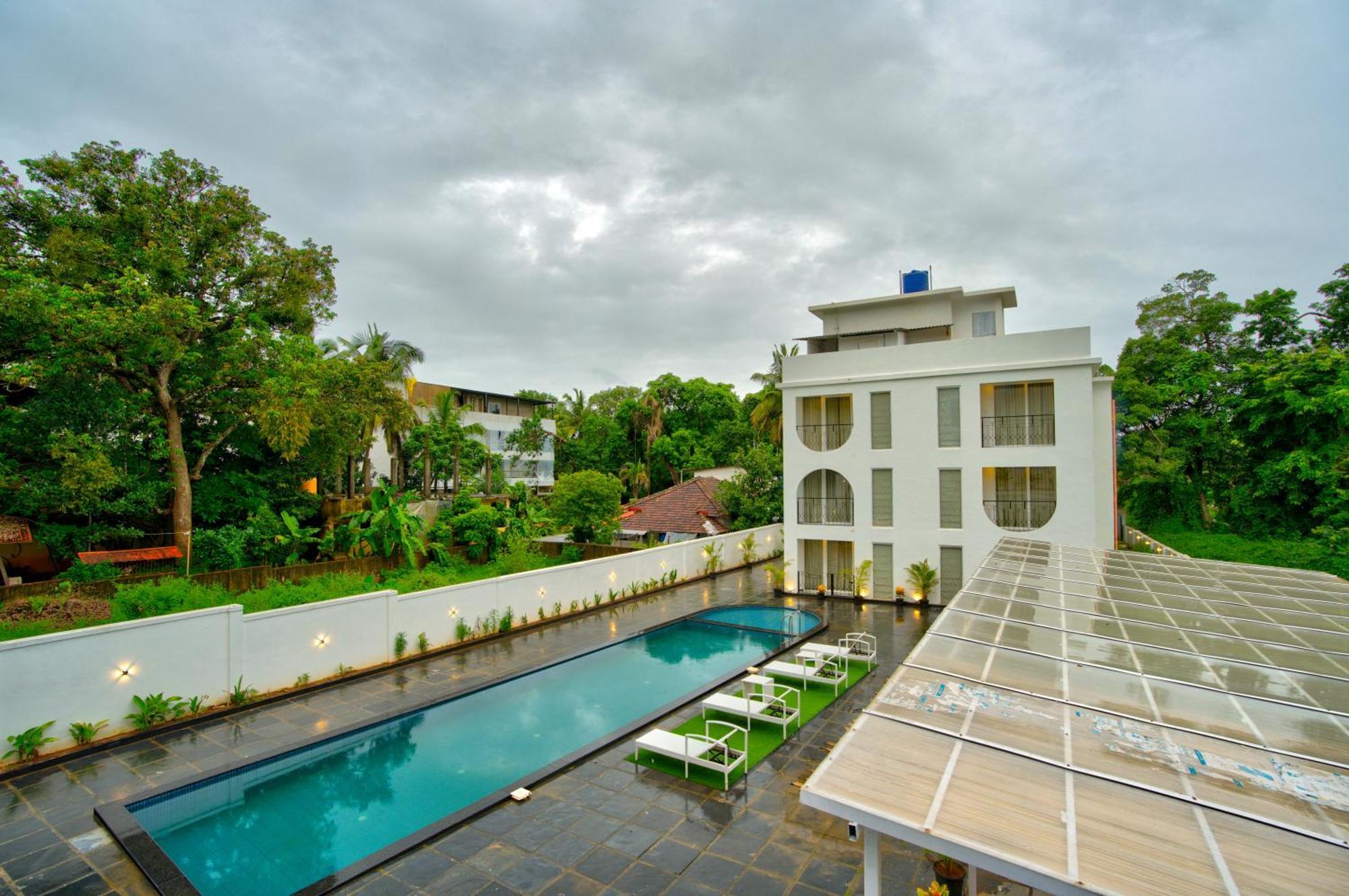 Goa Courtyard By The Porto Arpora Hotel Baga Ngoại thất bức ảnh