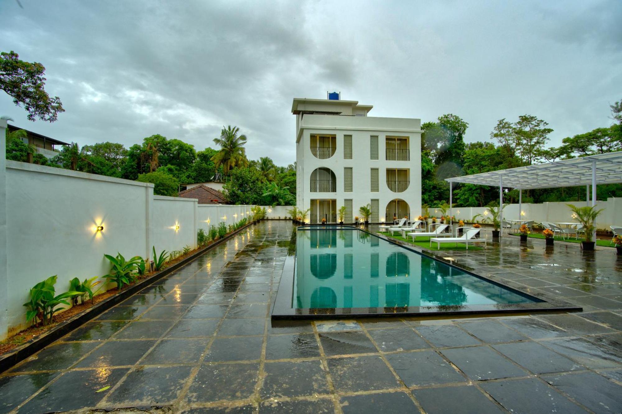 Goa Courtyard By The Porto Arpora Hotel Baga Ngoại thất bức ảnh