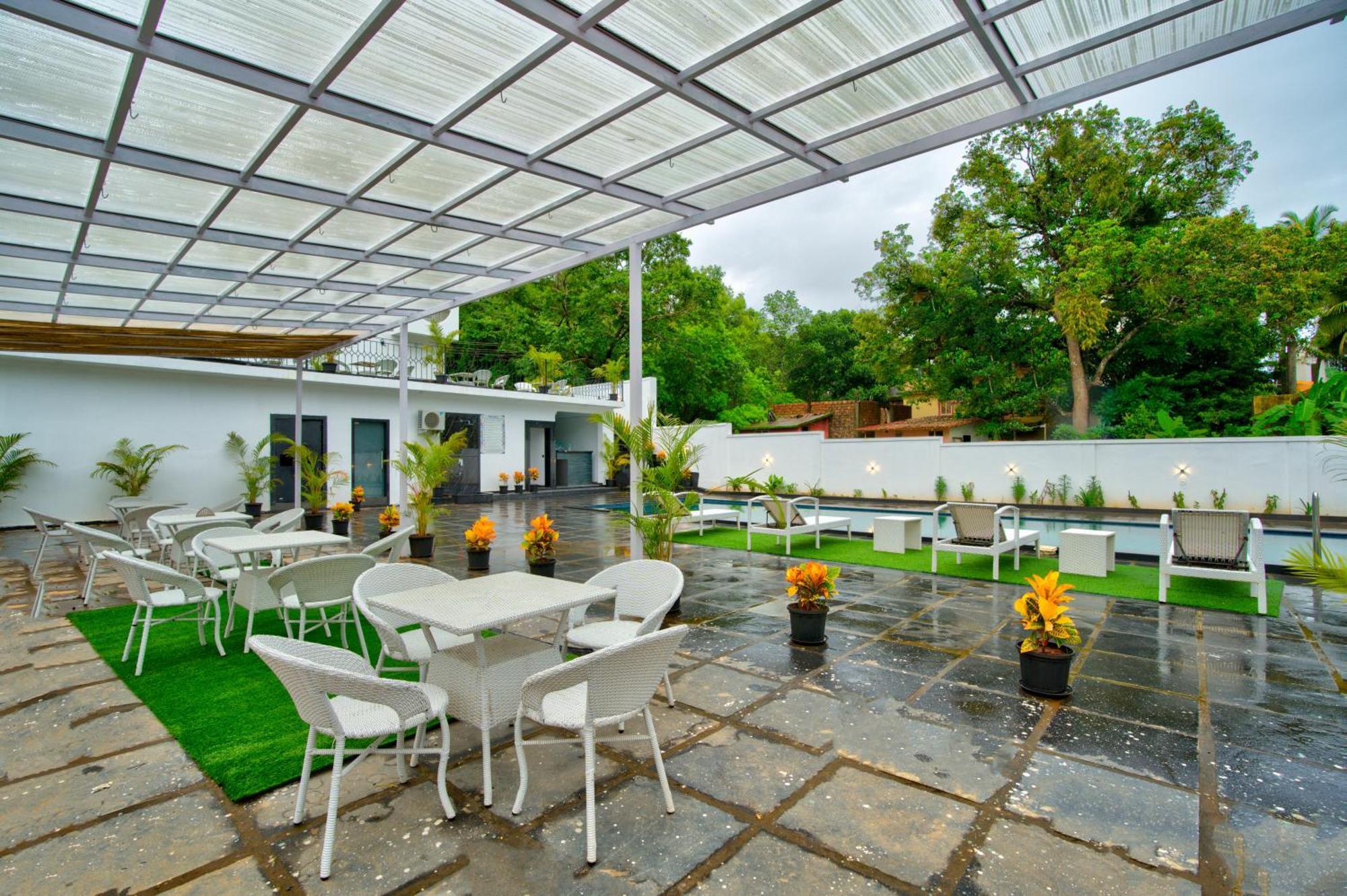 Goa Courtyard By The Porto Arpora Hotel Baga Ngoại thất bức ảnh