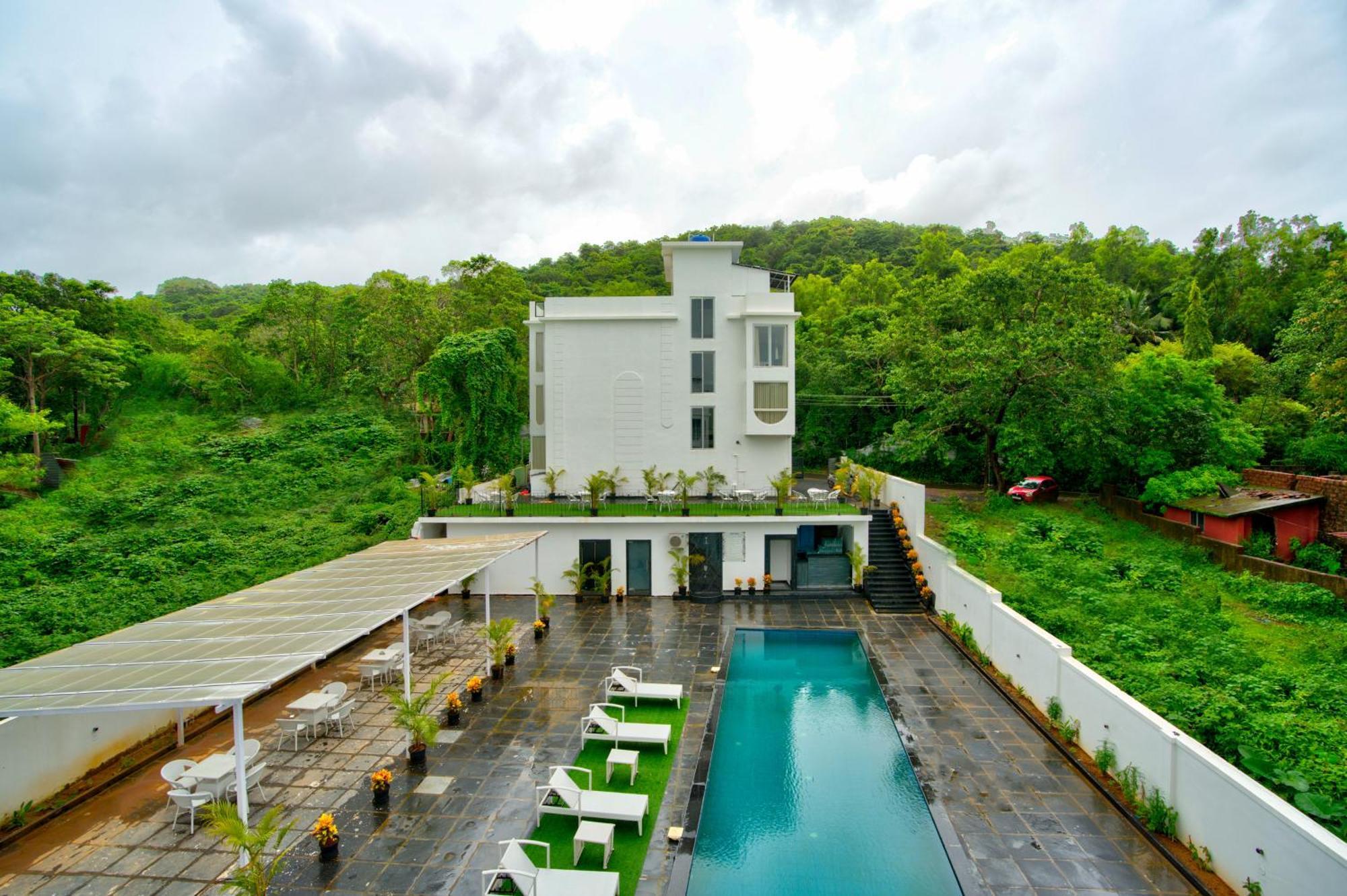 Goa Courtyard By The Porto Arpora Hotel Baga Ngoại thất bức ảnh